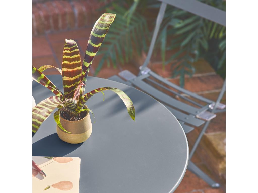 Table de jardin bistrot pliable ronde 60x70cm- avec deux chaises pliantes- acier thermolaqué 82930JMBM